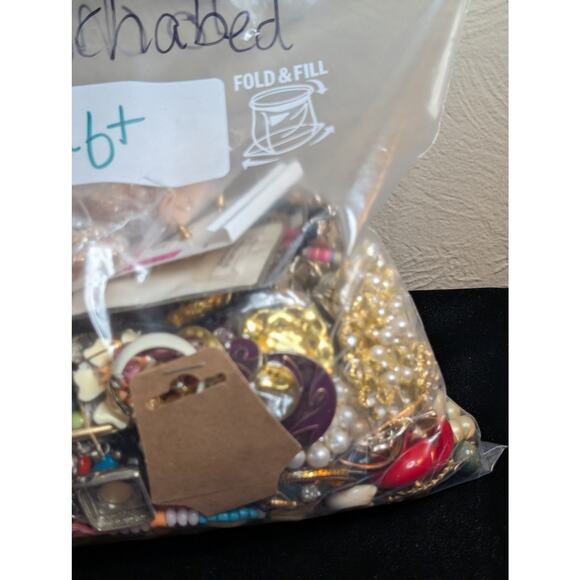 Jewelry Lot Jochabed Repurpose Bag 4 Plus Lbs Beads/Craft/Repurpose Pieces - Picture 5 of 8